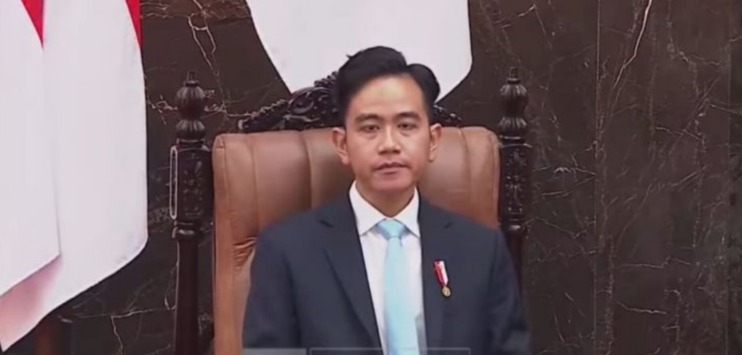 Ijazah SMA Dipermasalahkan, Gibran Digugat  Warga  Rp125 Triliun ke PN Jakpus